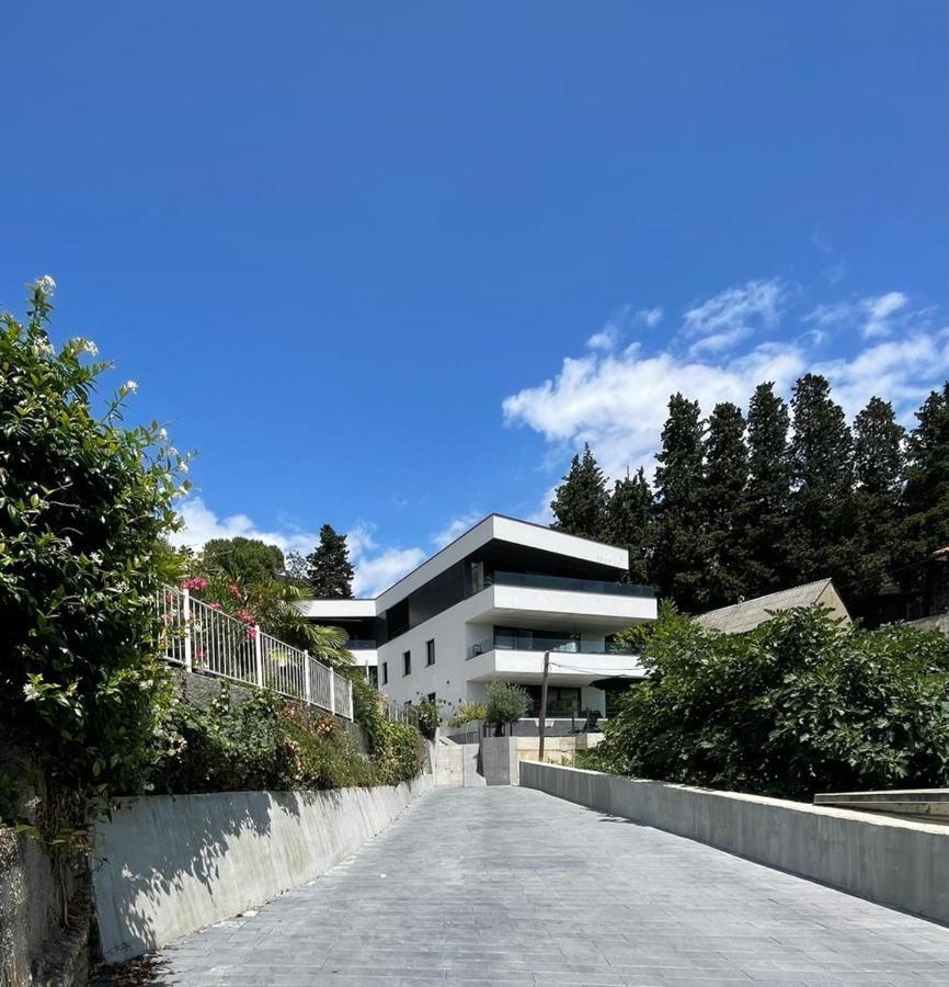 Aparthotel Villa V With Heated Pool Rijeka Extérieur photo