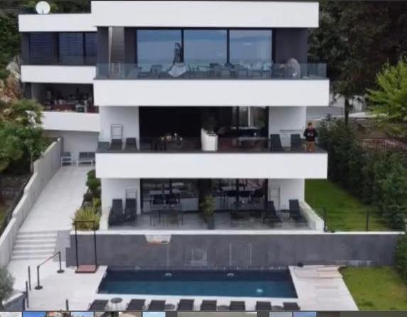 Aparthotel Villa V With Heated Pool Rijeka Extérieur photo